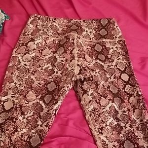 Victoria's secret snakeskin print yoga pants M